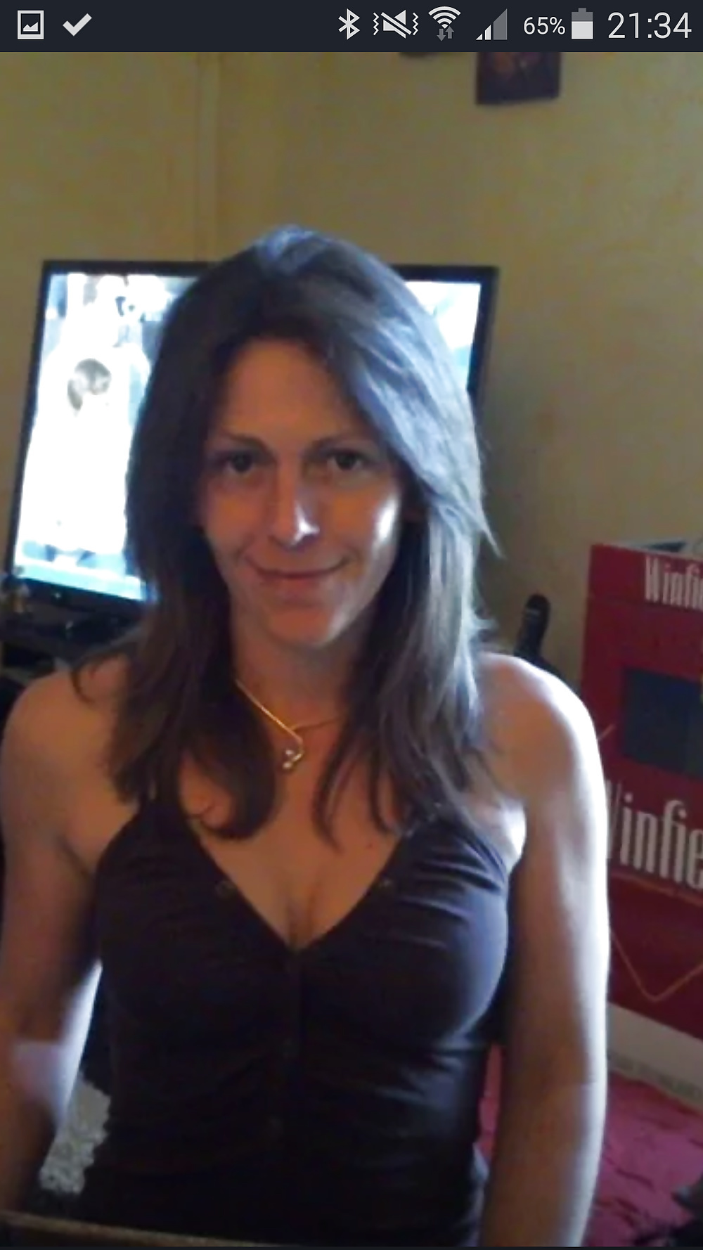 Rencontre discrète pour un bel homme sans complexe qui a envie d'une avocate sensuelle